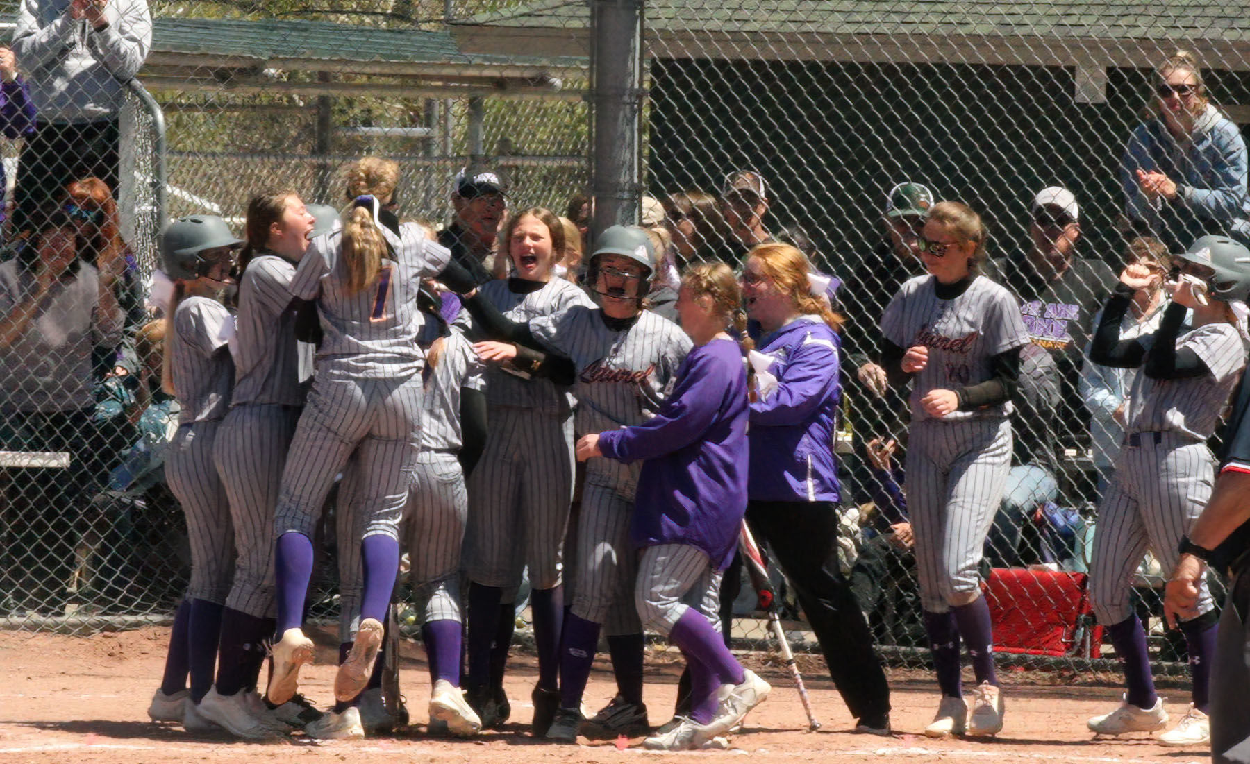 Laurel homerun